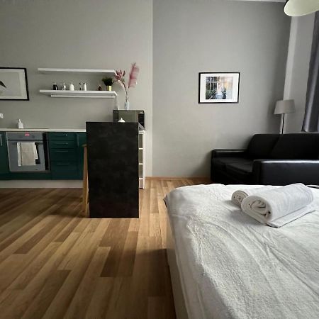 Appartamento Przy Alejach Cracovia Esterno foto
