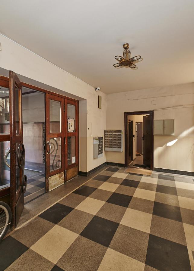Appartamento Przy Alejach Cracovia Esterno foto